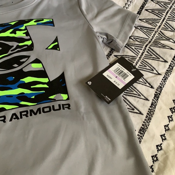 Boys Under Armour Size 6 Shirt NWT - Picture 3 of 5